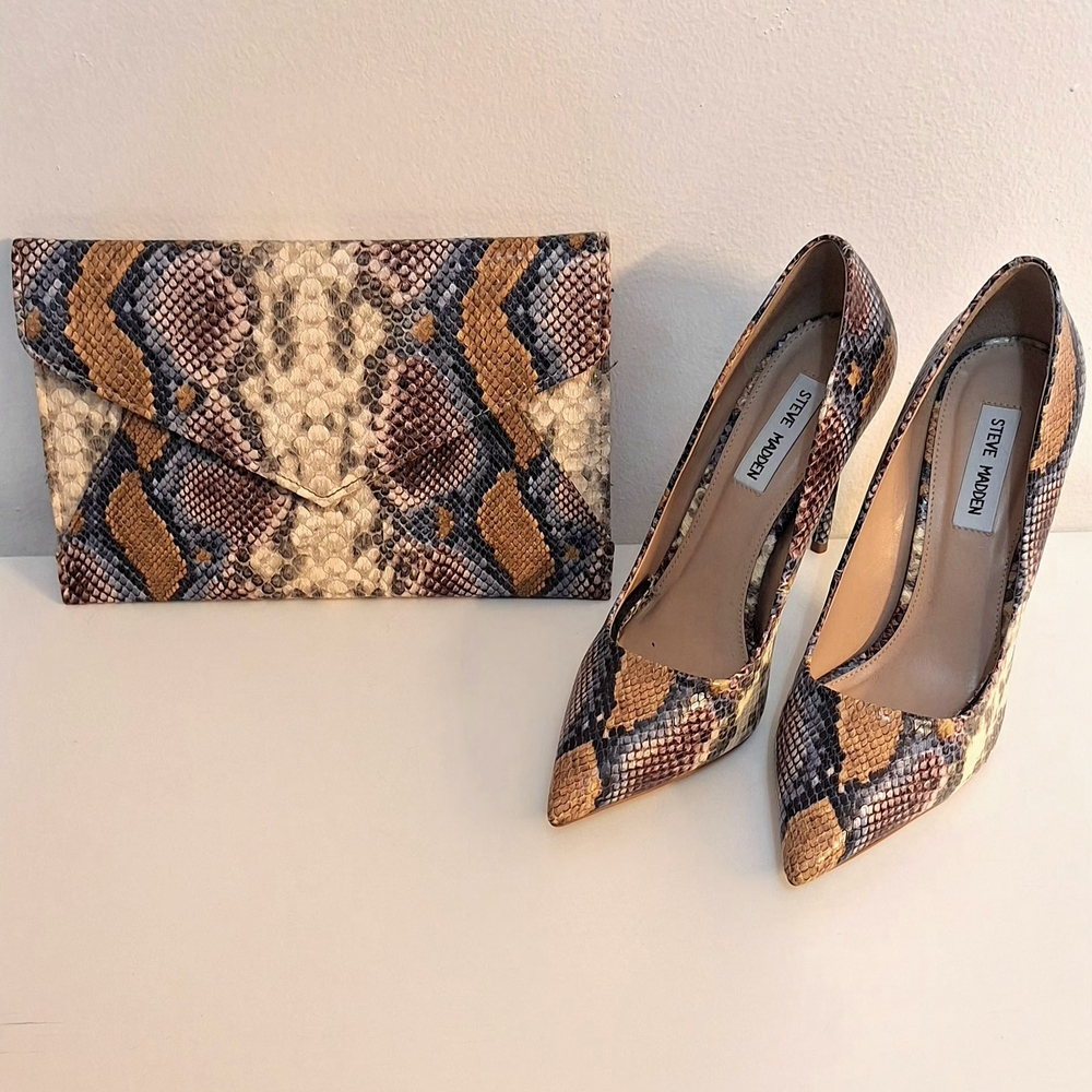Steve Madden Brown and Tan Snakeskin Like Heels and Clutch